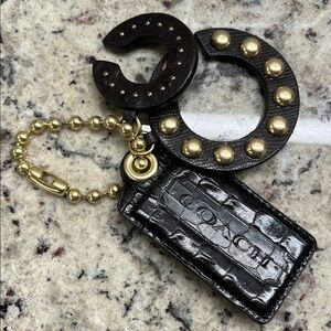 Coach Large Brown Hang Tag Set of 3 EUC